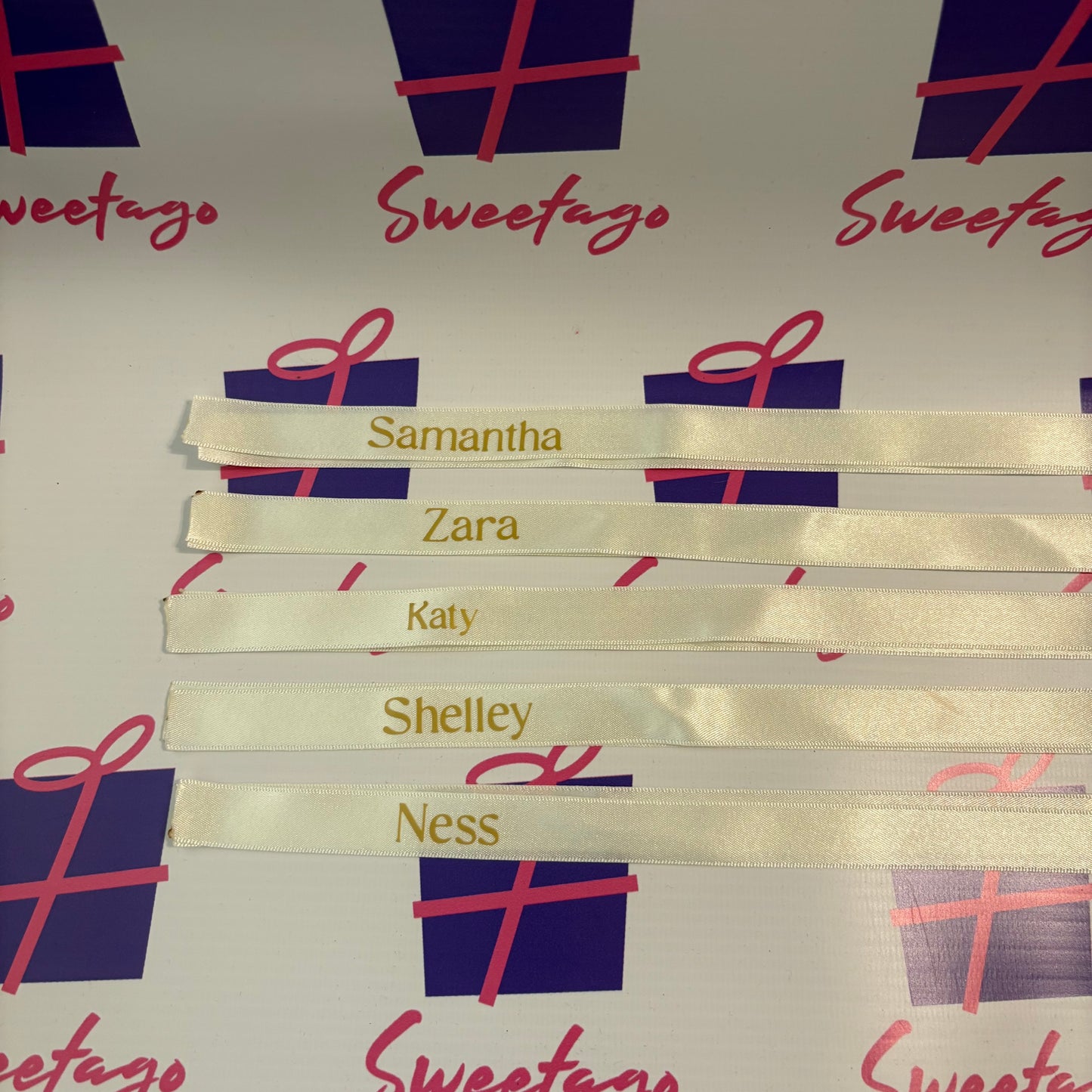 Personalised champagne glass ribbon