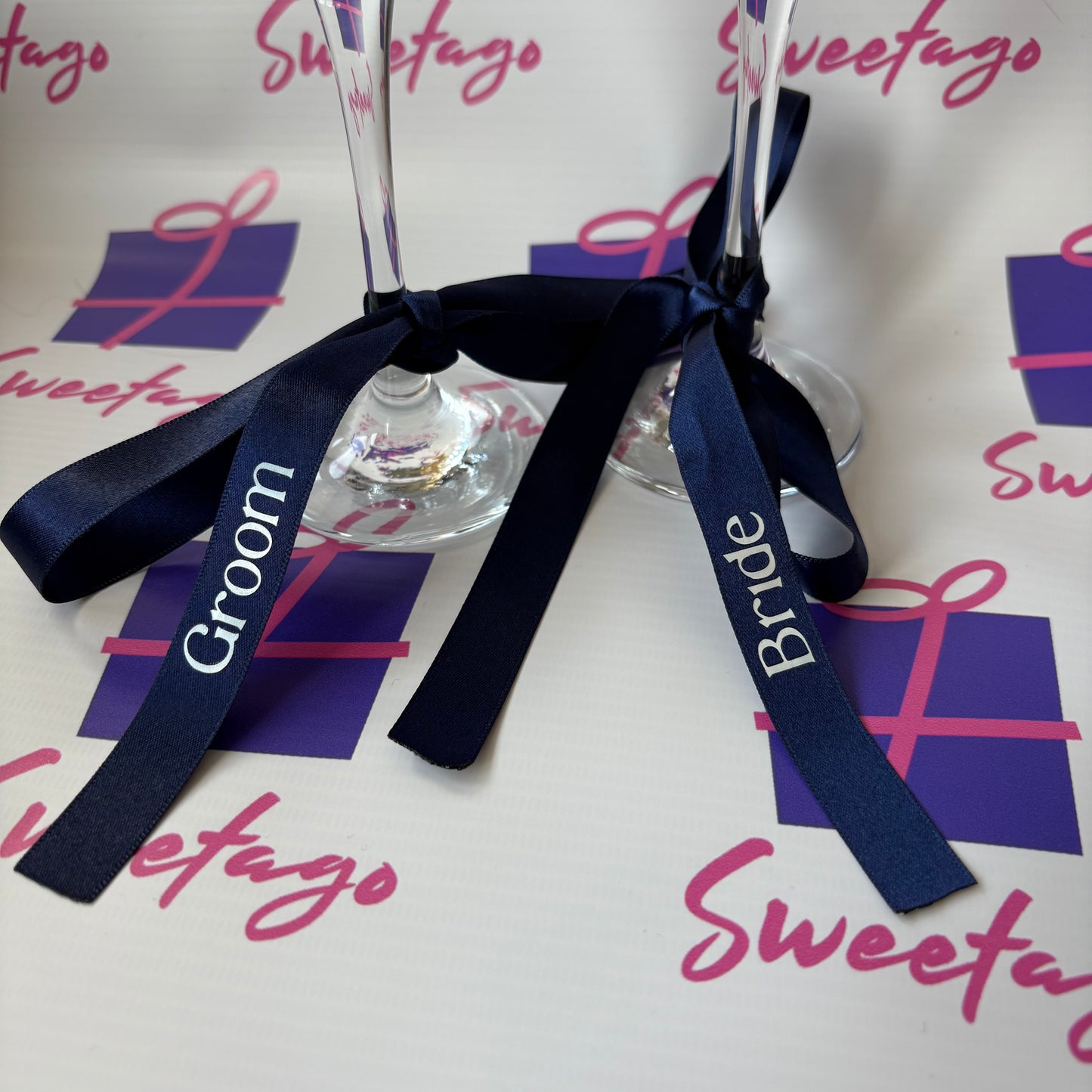 Personalised champagne glass ribbon